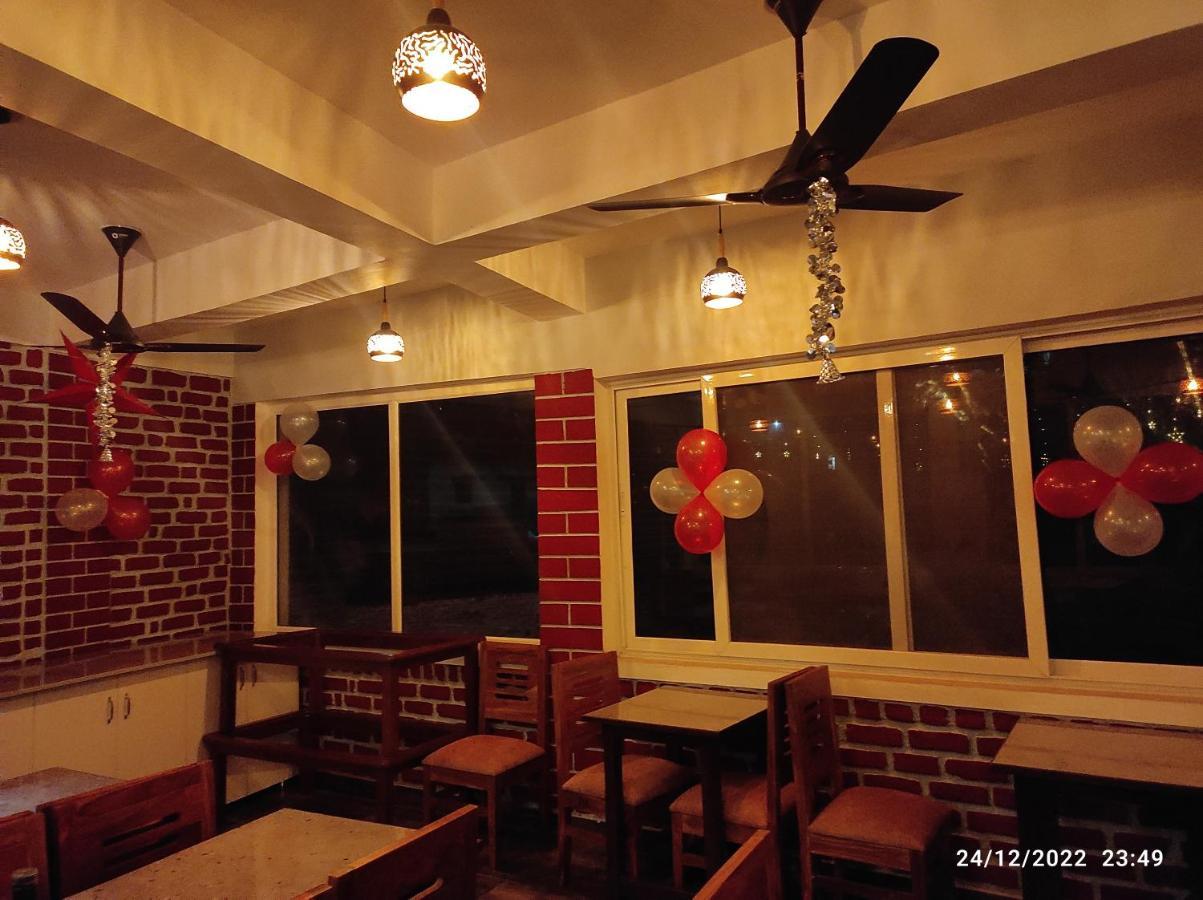 Hotel Studioz Sahastradhara Dehradun Ngoại thất bức ảnh